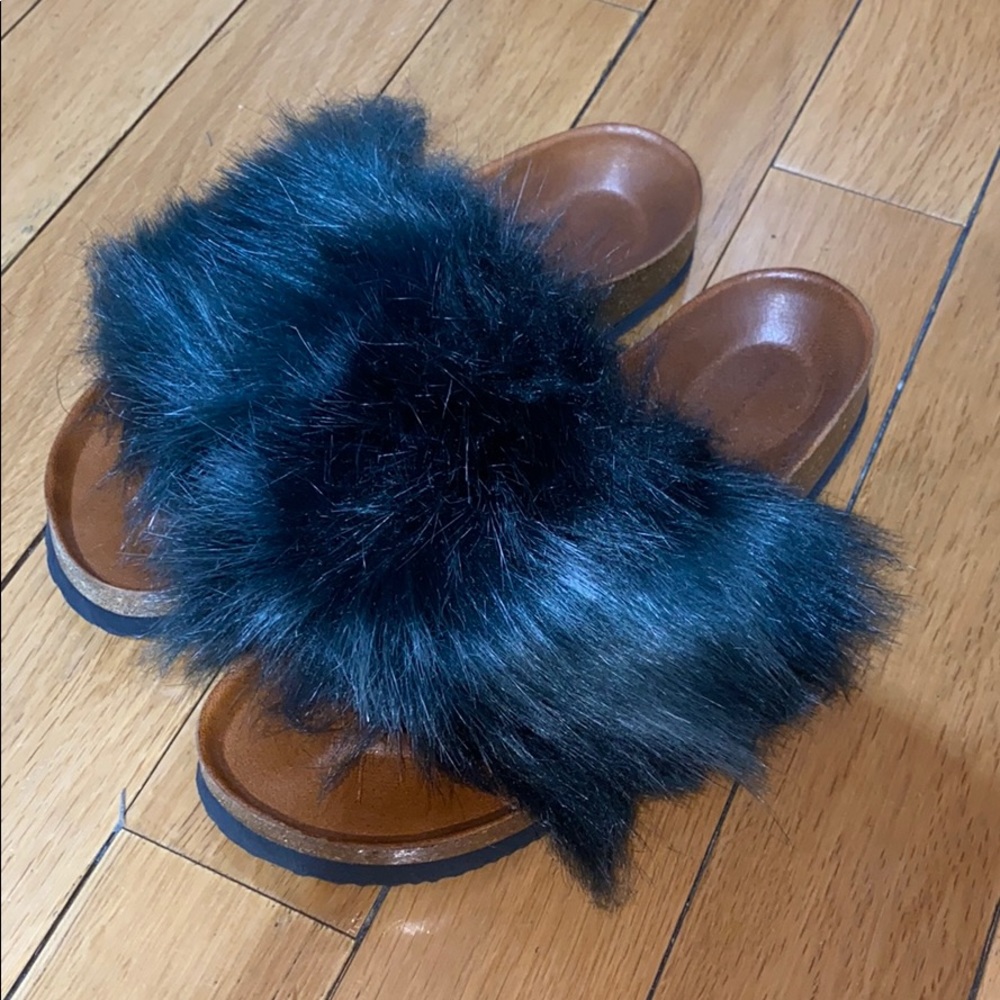 Zara flat furry sandals